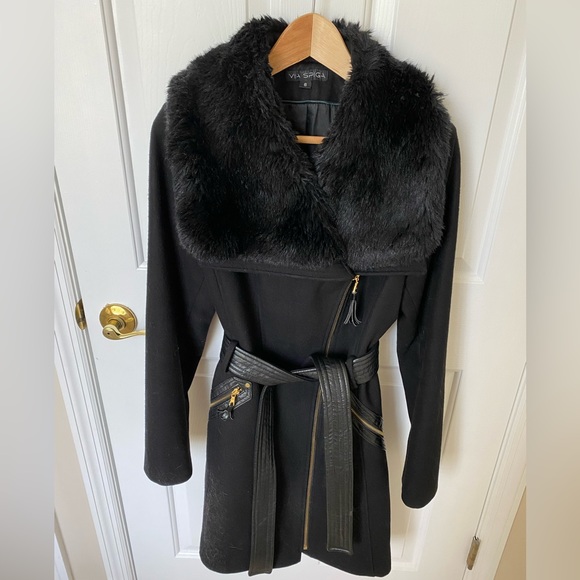 Black Coat - Picture 1 of 2